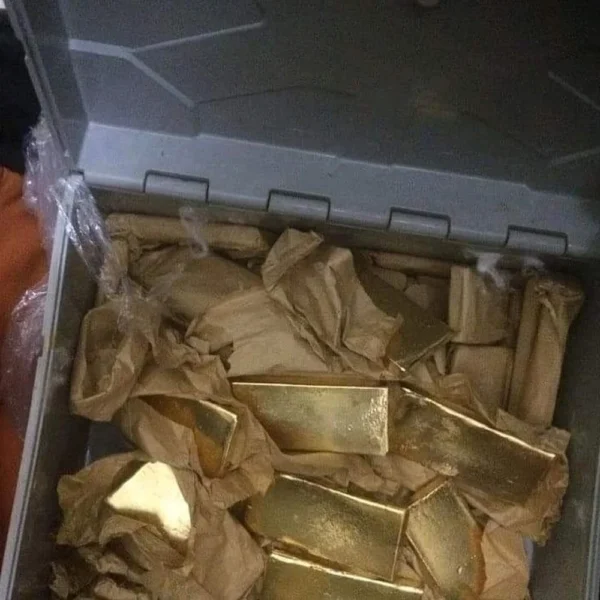 97% Plain Suisse Gold Bar Polished - Image 2