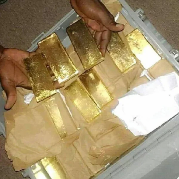 97% Golden Gold Bar And Gold Dust Weight 1000 kg