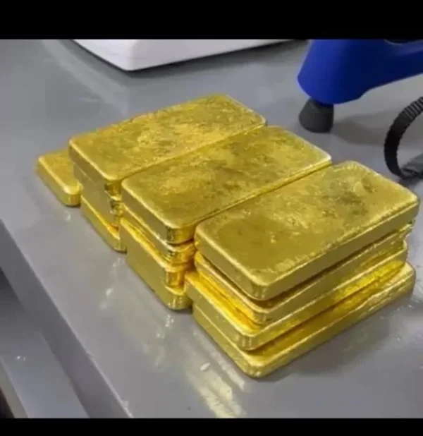 98.89 % Golden Gold Dust And Gold Bars For Sale Weight 1 Kilo - Image 3